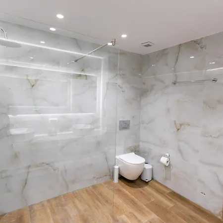 Apartman Olivia Pijanósz Kámbosz