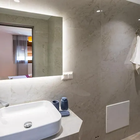 Apartman Olivia Pijanósz Kámbosz